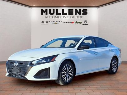 Used 2025 Nissan Altima 2.5 SV