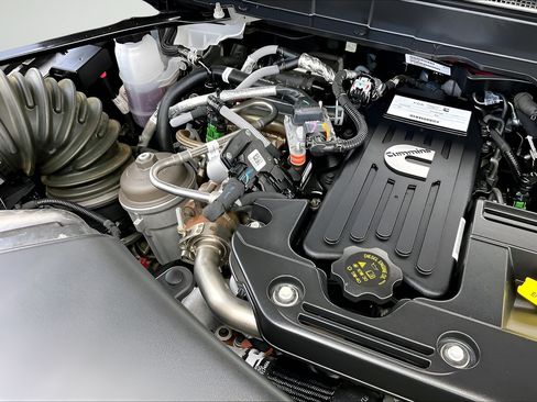 Used 2026 RAM 2500 Laramie w/ Night Edition AWD/4WD image 28
