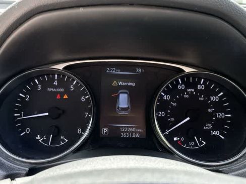 Used 2016 Nissan Rogue S AWD/4WD image 6