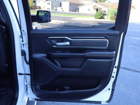 Used 2019 RAM 1500 Big Horn AWD/4WD image 25
