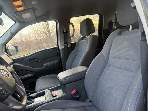 Used 2022 Nissan Frontier S w/ Technology Package image 10