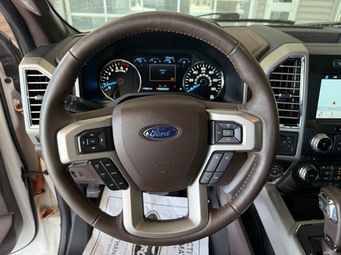 Used 2016 Ford F150 King Ranch w/ Equipment Group 601A Luxury AWD/4WD image 10