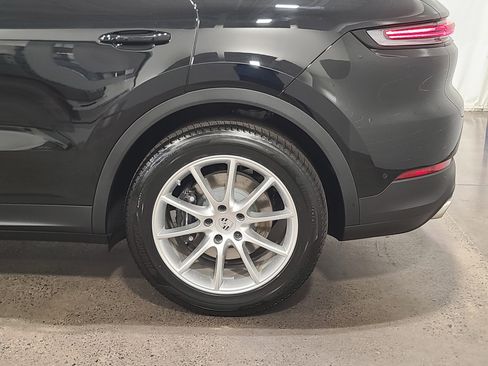 New 2026 Porsche Cayenne image 35