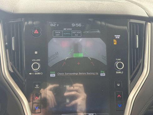 Used 2024 Subaru Outback Onyx Edition AWD/4WD image 5