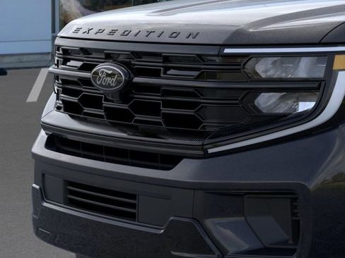 New 2026 Ford Expedition Max Platinum w/ Stealth Performance Package AWD/4WD image 20
