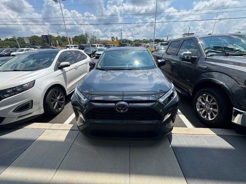 Used 2023 Toyota RAV4 LE FWD image 2