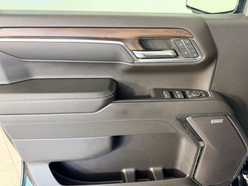 Used 2023 GMC Sierra 1500 SLT w/ SLT Premium Plus Package image 12