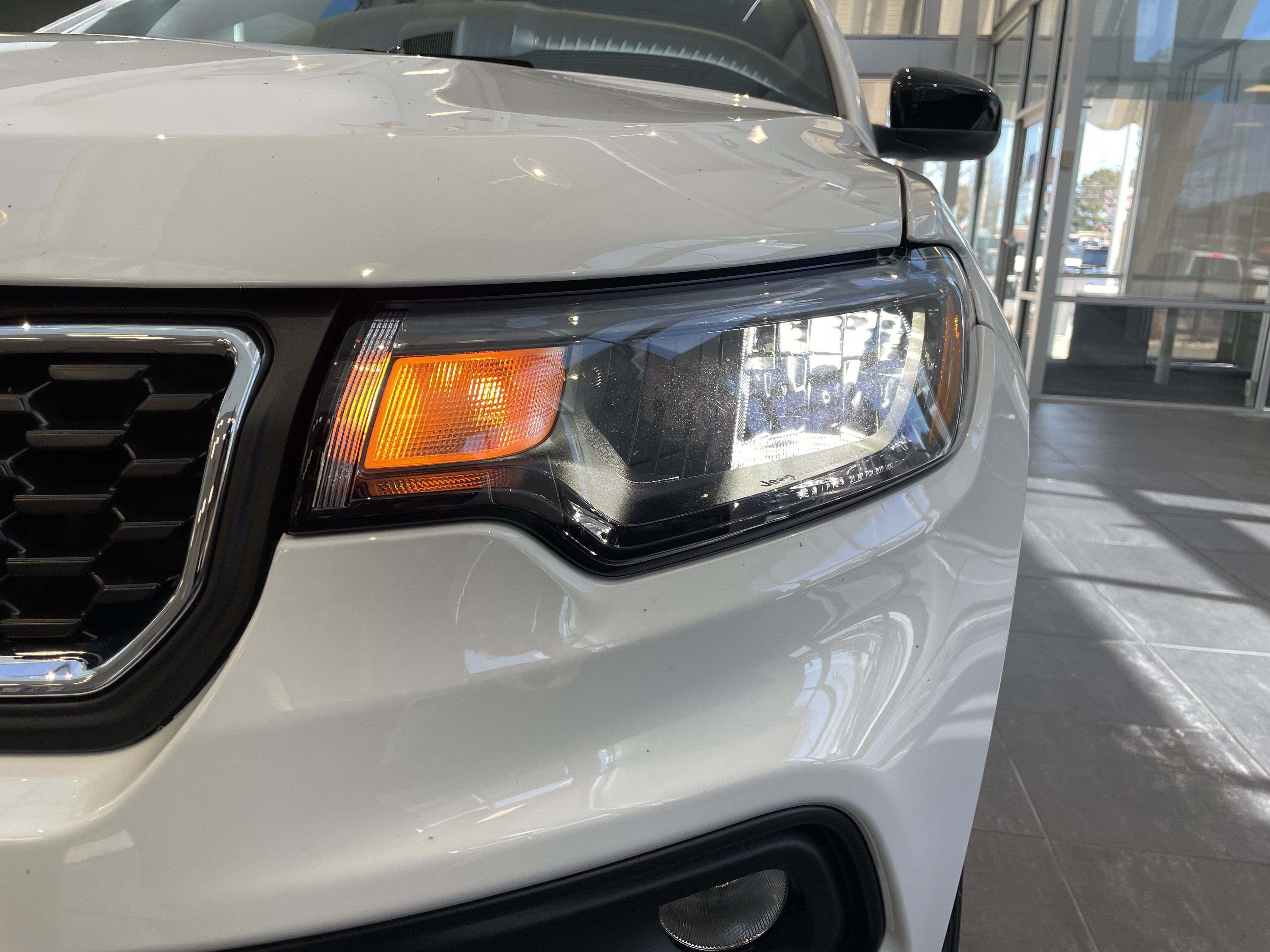 Certified 2026 Jeep Compass Latitude AWD/4WD image 5