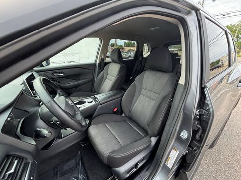 Used 2026 Nissan Rogue SV AWD/4WD image 37