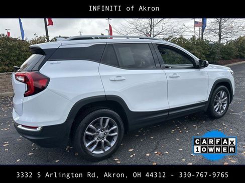 Used 2022 GMC Terrain SLT w/ Tech Package image 16