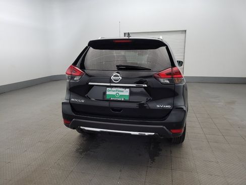 Used 2020 Nissan Rogue SV AWD/4WD image 7