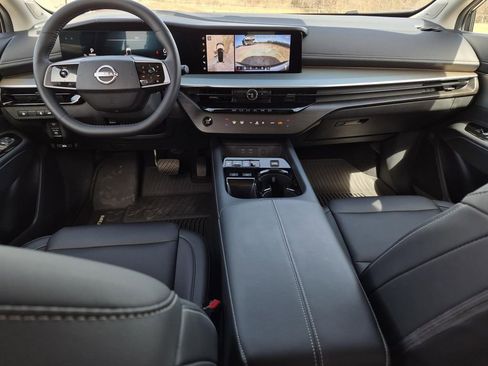 Used 2025 Nissan Murano SL image 18