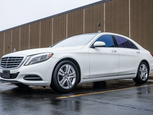 Used 2017 Mercedes-Benz S 550 Sedan image 4
