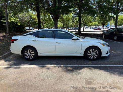 Used 2020 Nissan Altima 2.5 S FWD image 4