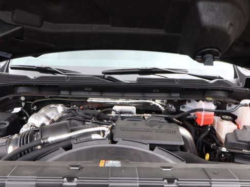 New 2025 GMC Sierra 2500 SLT w/ SLT Premium Package image 18