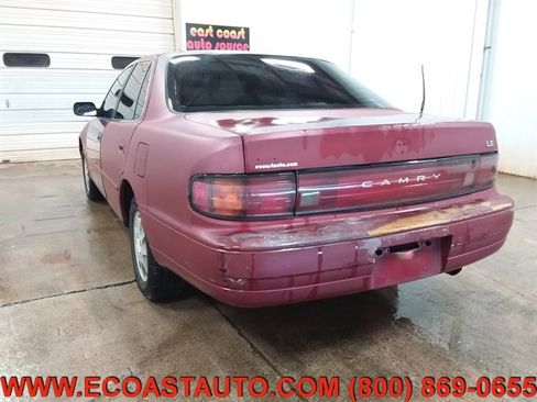 Used 1993 Toyota Camry Deluxe image 6
