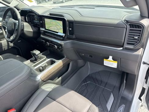 New 2026 Chevrolet Silverado 1500 RST w/ Texas Edition Plus RWD image 12
