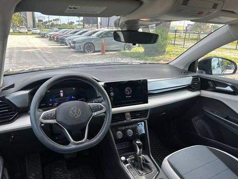 Used 2025 Volkswagen Taos S FWD image 14