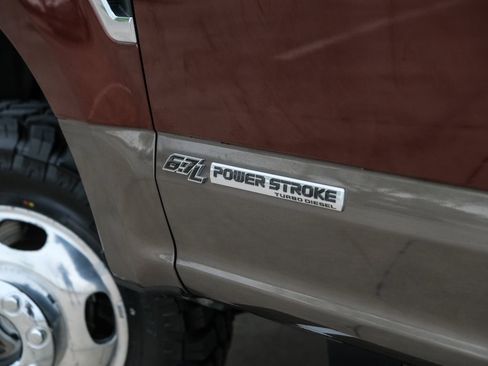 Used 2017 Ford F350 Lariat w/ Lariat Ultimate Package image 28