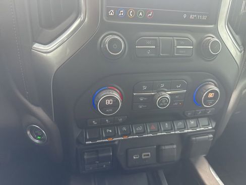 Used 2019 Chevrolet Silverado 1500 LTZ w/ LTZ Plus Package image 17