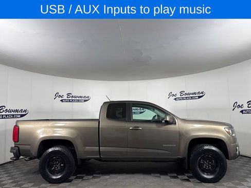 Used 2017 Chevrolet Colorado Z71 AWD/4WD image 5