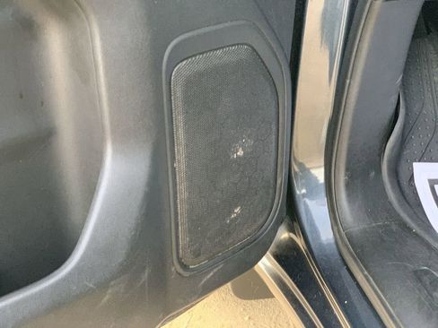 Used 2020 Chevrolet Silverado 1500 Custom w/ Custom Value Package image 23