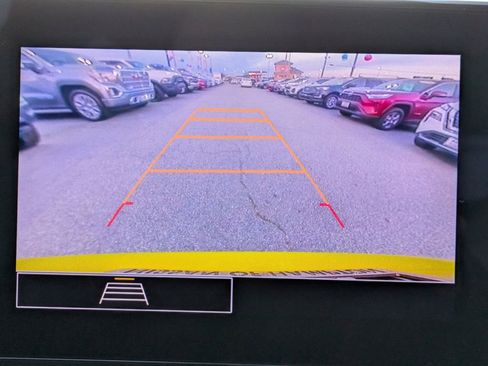 Used 2025 Chevrolet Trax RS image 21