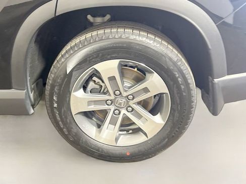 Certified 2025 Honda Pilot EX-L image 25