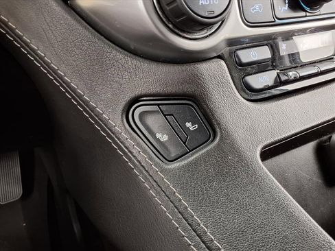 Used 2017 Chevrolet Tahoe 2WD image 11