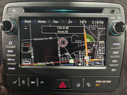 Used 2017 Buick Enclave Premium w/ Trailering Package AWD/4WD image 21