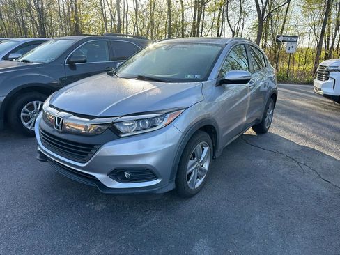Used 2019 Honda HR-V EX image 1
