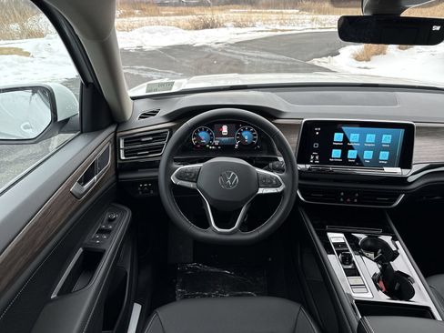 New 2026 Volkswagen Atlas SEL AWD/4WD image 16