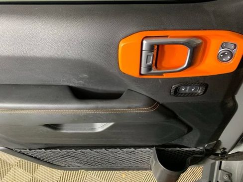 Used 2021 Jeep Gladiator Mojave AWD/4WD image 29
