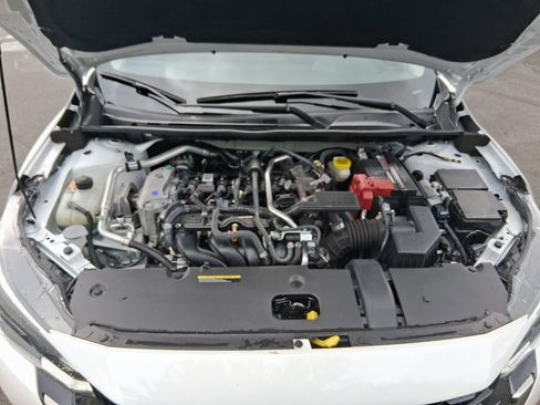 Used 2025 Nissan Sentra SR w/ SR Premium Package FWD image 27