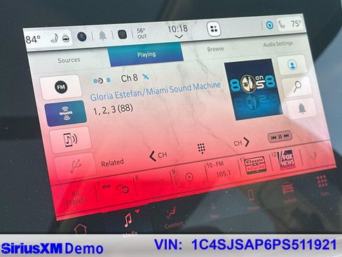 Used 2023 Jeep Wagoneer L 4WD w/ Premium Group I image 30