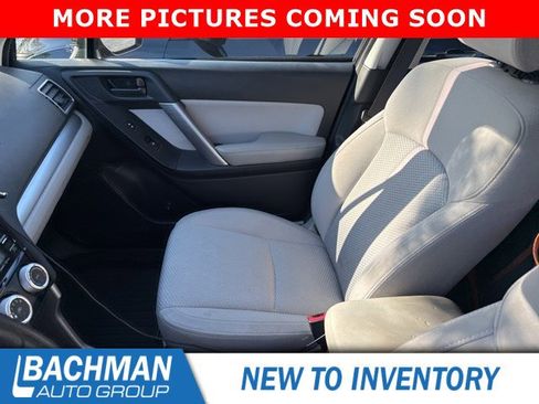 Used 2016 Subaru Forester 2.5i Premium w/ All-Weather Package AWD/4WD image 4