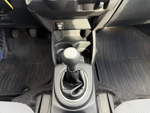 Used 2010 Honda Fit image 16