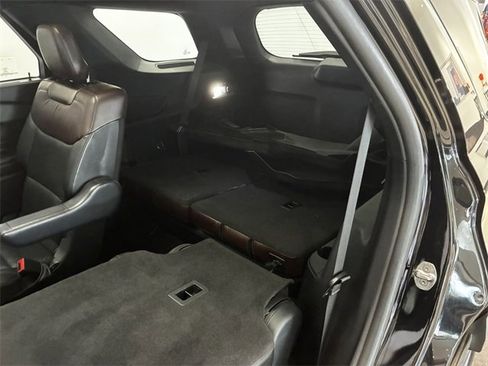 Used 2021 Ford Explorer Platinum w/ Equipment Group 601A image 28