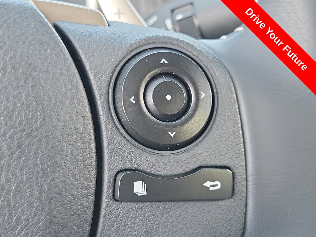 Used 2014 Lexus IS 250 w/ Navigation Package RWD image 6