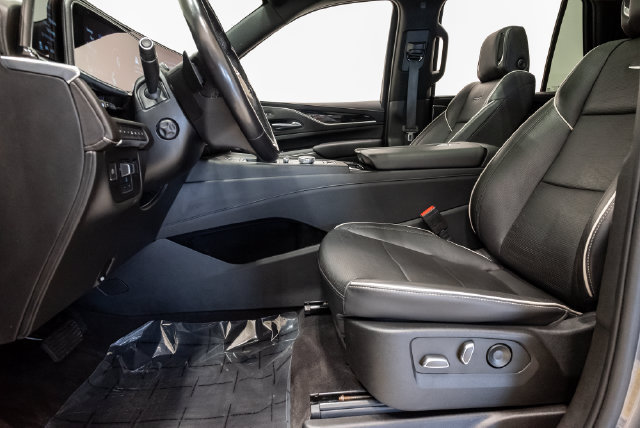 Used 2022 Cadillac Escalade Sport w/ Touring Package AWD/4WD image 11