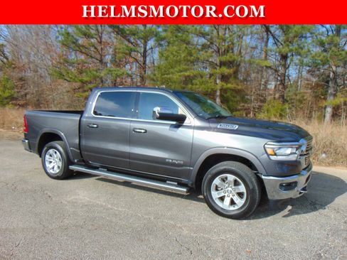 Certified 2019 RAM 1500 Laramie image 12