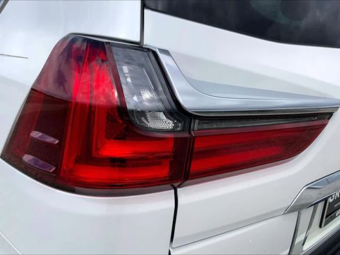 Used 2016 Lexus LX 570 4WD w/ Luxury Package image 55