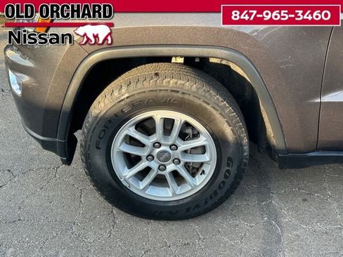 Used 2020 Jeep Grand Cherokee Laredo image 7