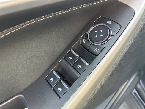 Used 2023 Ford Explorer XLT w/ Equipment Group 202A image 17