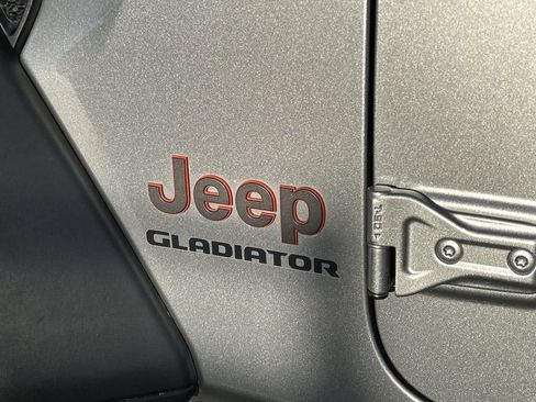 Used 2020 Jeep Gladiator Mojave AWD/4WD image 37