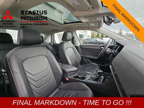 Used 2024 Volkswagen Jetta SEL image 13