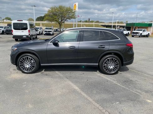 Used 2024 Mercedes-Benz GLC 300 image 6