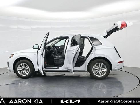 Used 2023 Audi Q5 2.0T Premium w/ Convenience Package AWD/4WD image 4