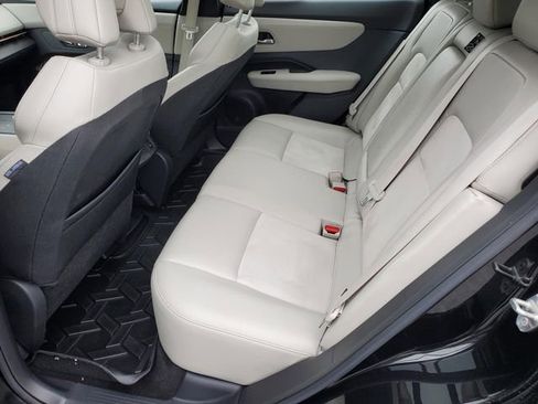 Certified 2023 Nissan Ariya FWD image 11