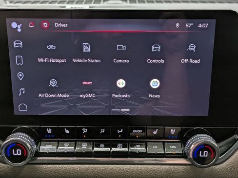 Used 2023 GMC Canyon Denali AWD/4WD image 31